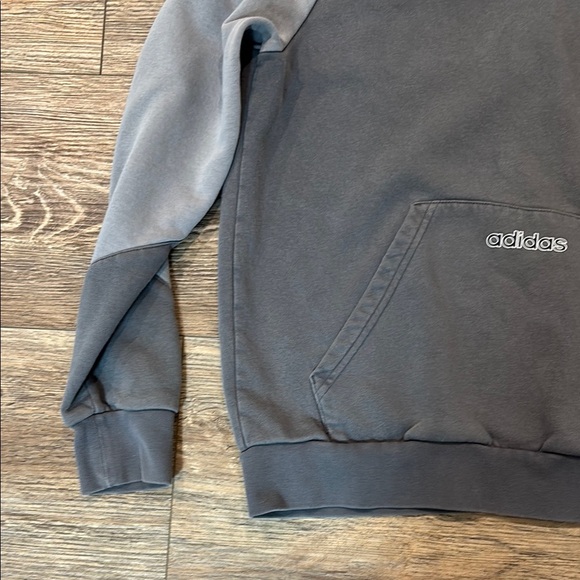 Adidas Boys Kids Size Large 13/14 Gray Hoodie - Picture 6 of 7